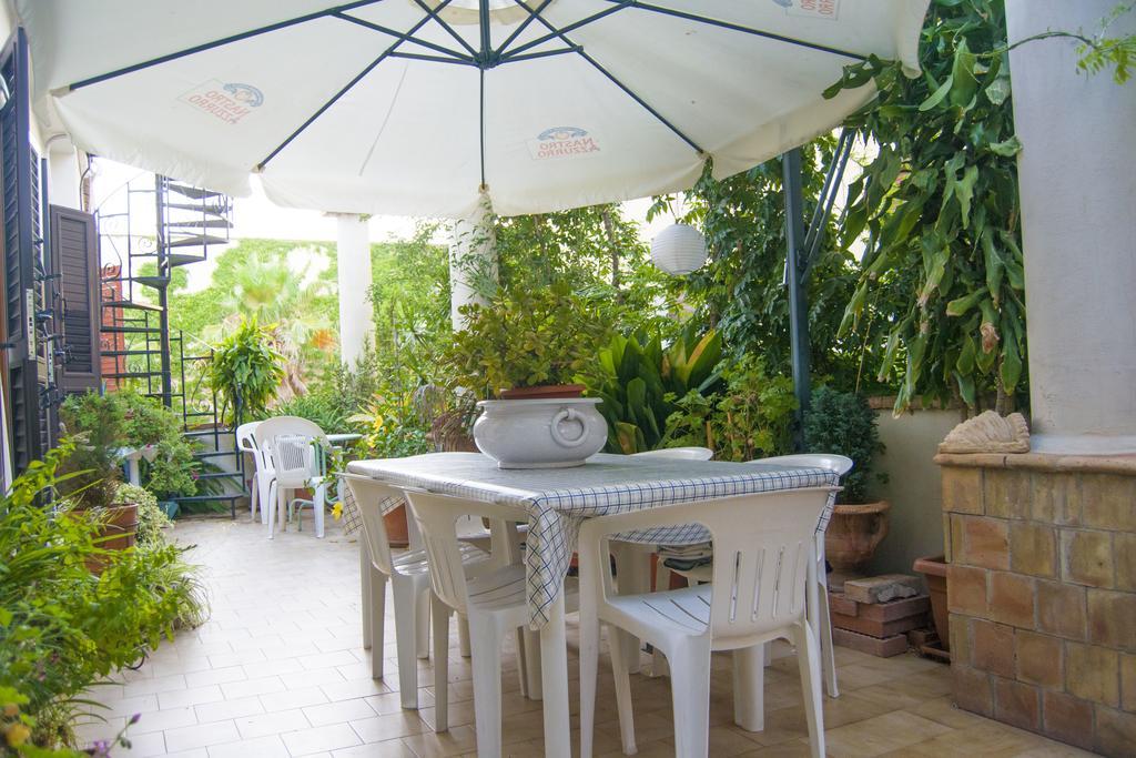 B&B Cactus Giardini-Naxos Kültér fotó